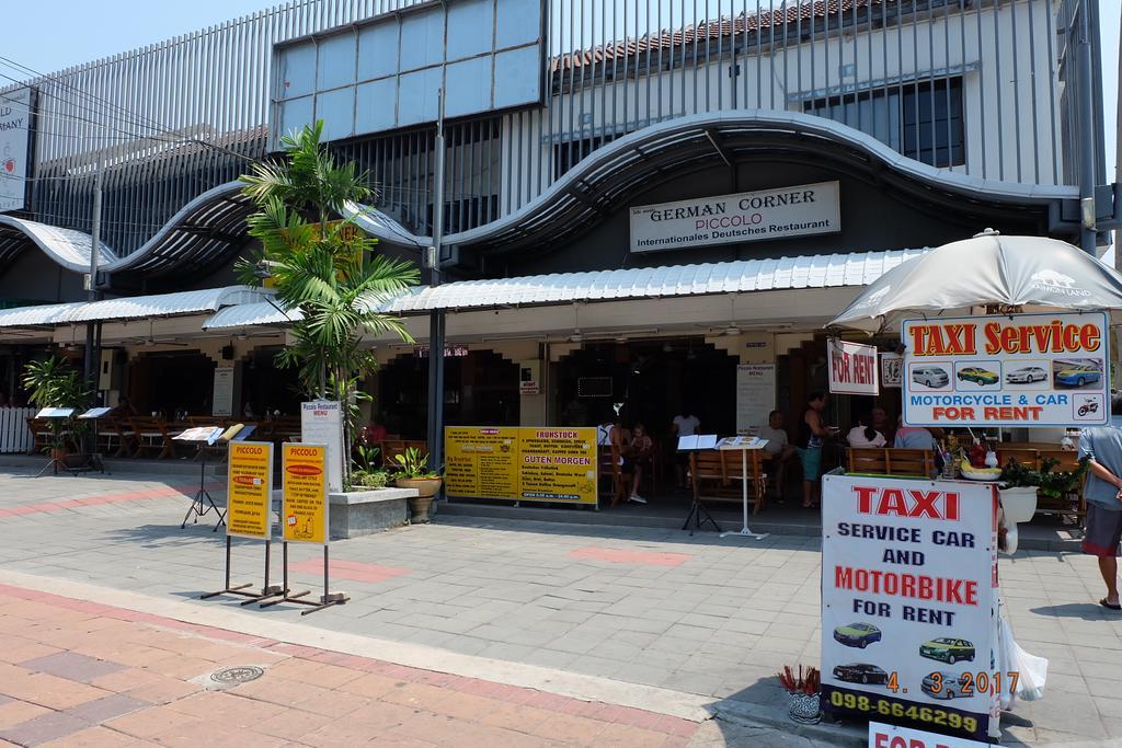 Piccolo Restaurant And Guest House Pattaya Bagian luar foto